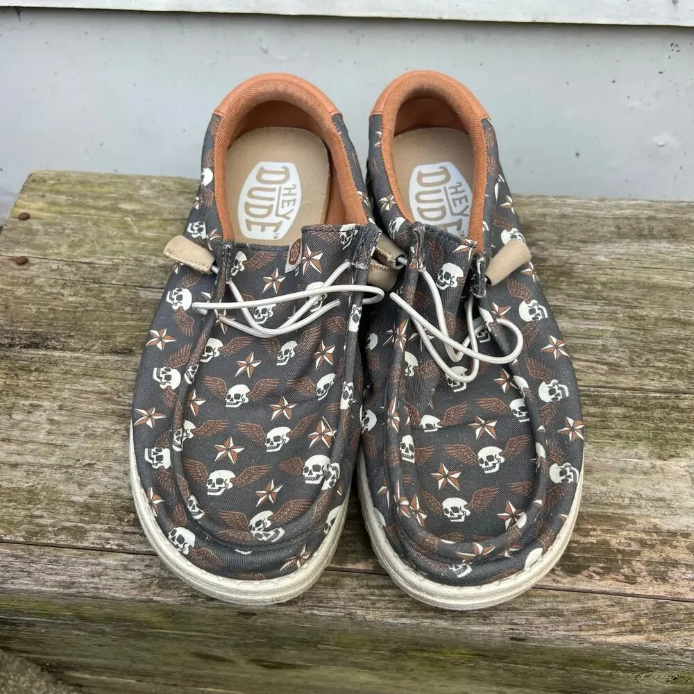 Hey Dude Wally Stars n Skulls Print Black/Tan Loafer Mens Size 9 SKU 41284-00W